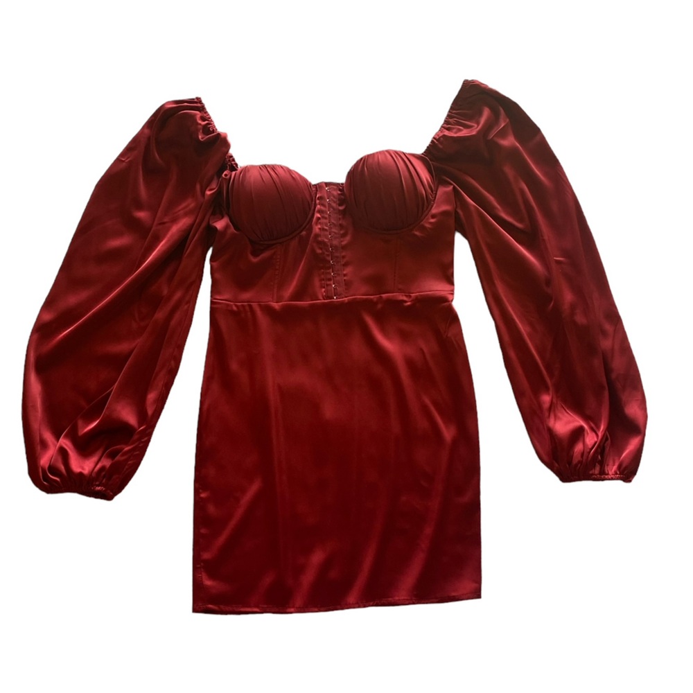 - Windsor Red Satin Long Sleeve Dress Great. Condition! Party Wedding Dance.